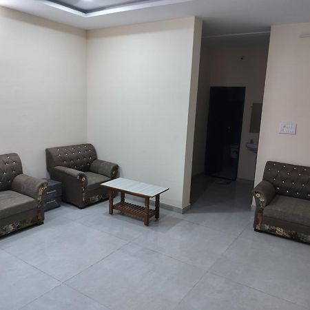 Shiv Shakti Homestay Ujjain Esterno foto
