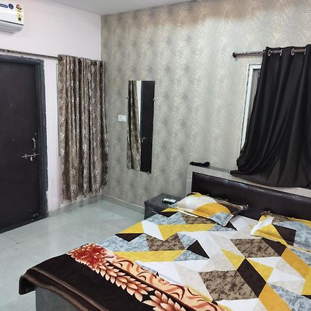 Shiv Shakti Homestay Ujjain Esterno foto